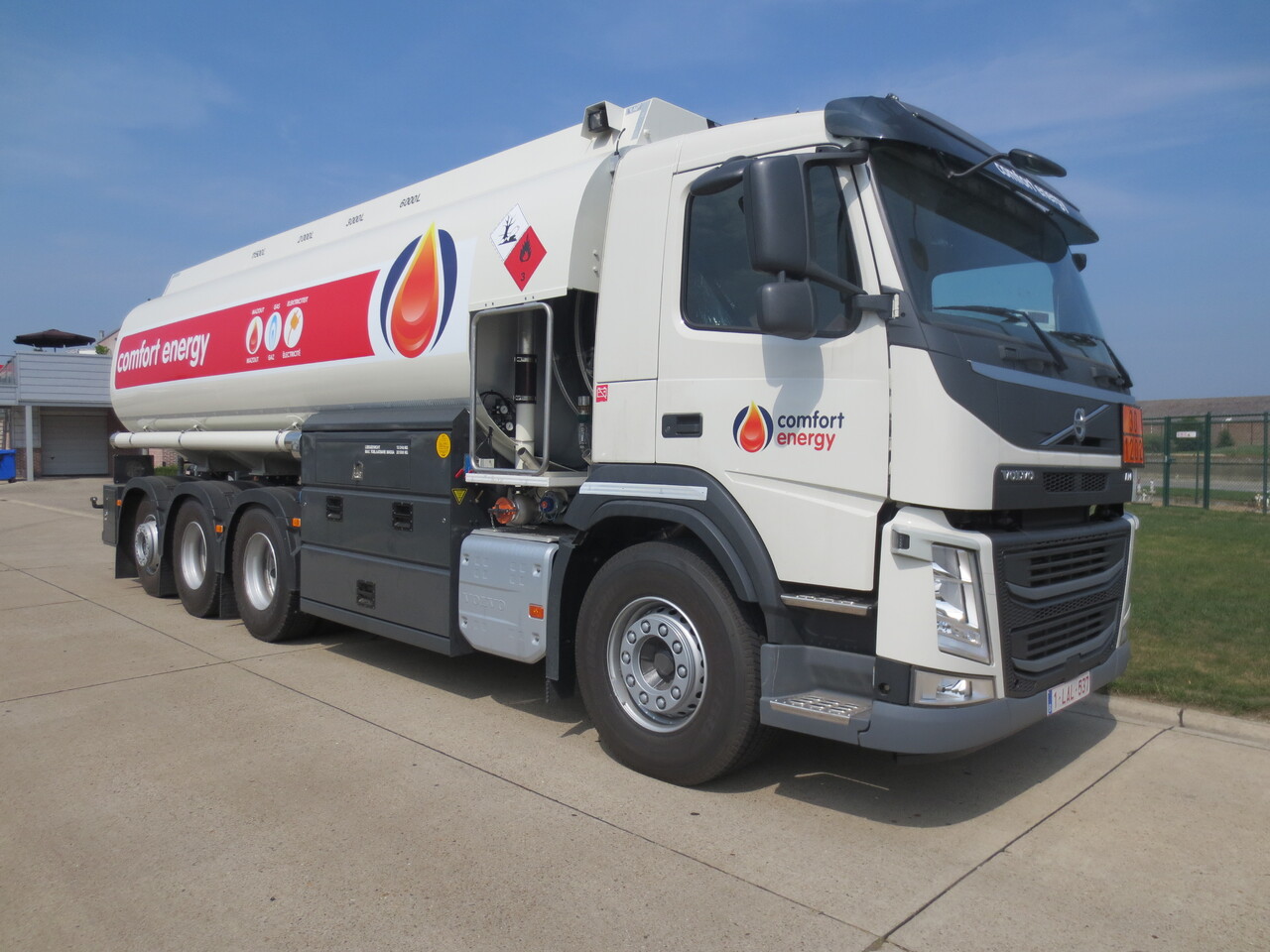 Volvo FM - Camión cisterna: foto 3 Volvo FM - Camión cisterna: foto 3