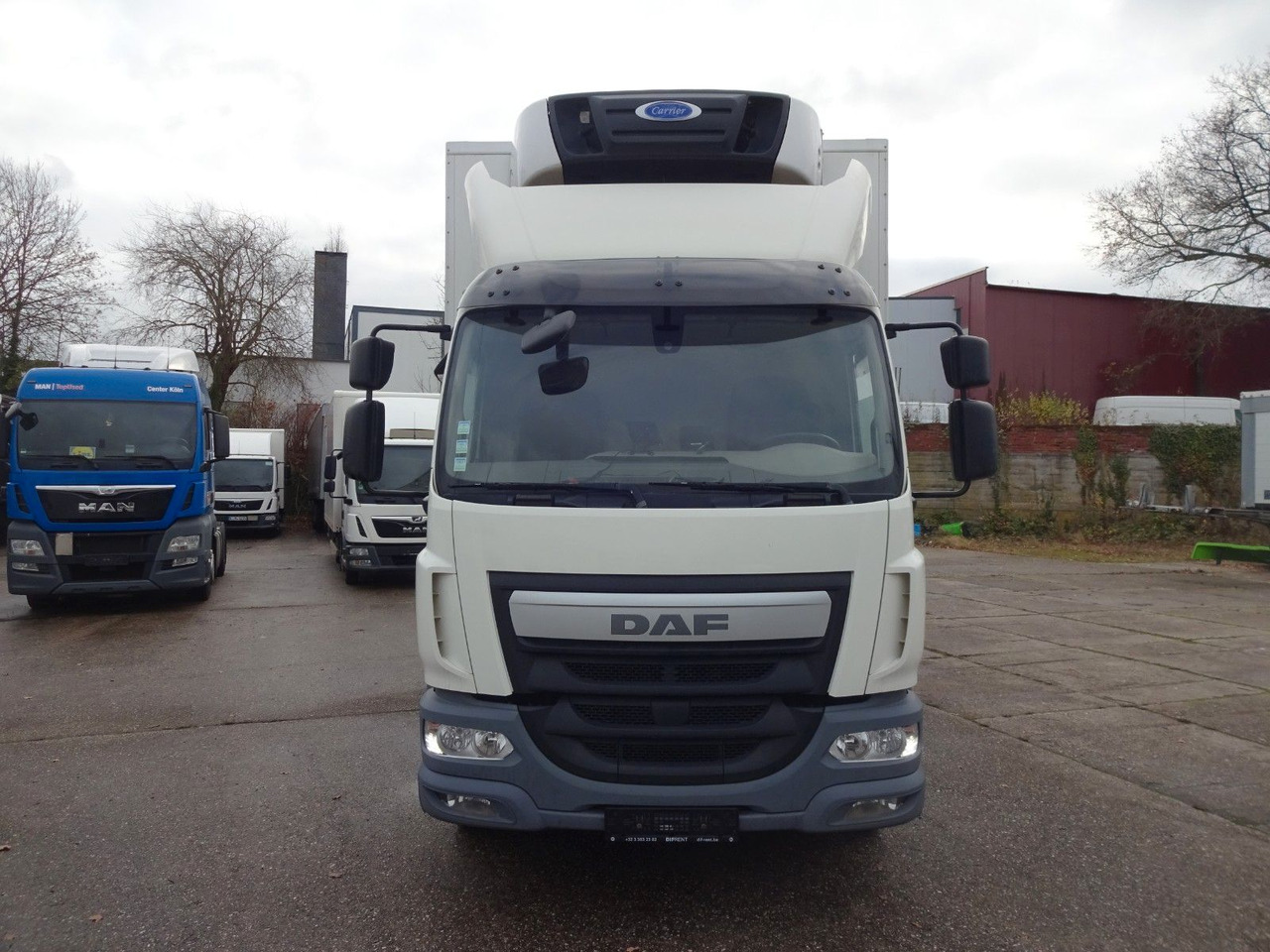 DAF LF 220, 16 T, LBW, Türen, Klima, Automat, Kamera - Camión caja cerrada: foto 2 DAF LF 220, 16 T, LBW, Türen, Klima, Automat, Kamera - Camión caja cerrada: foto 2