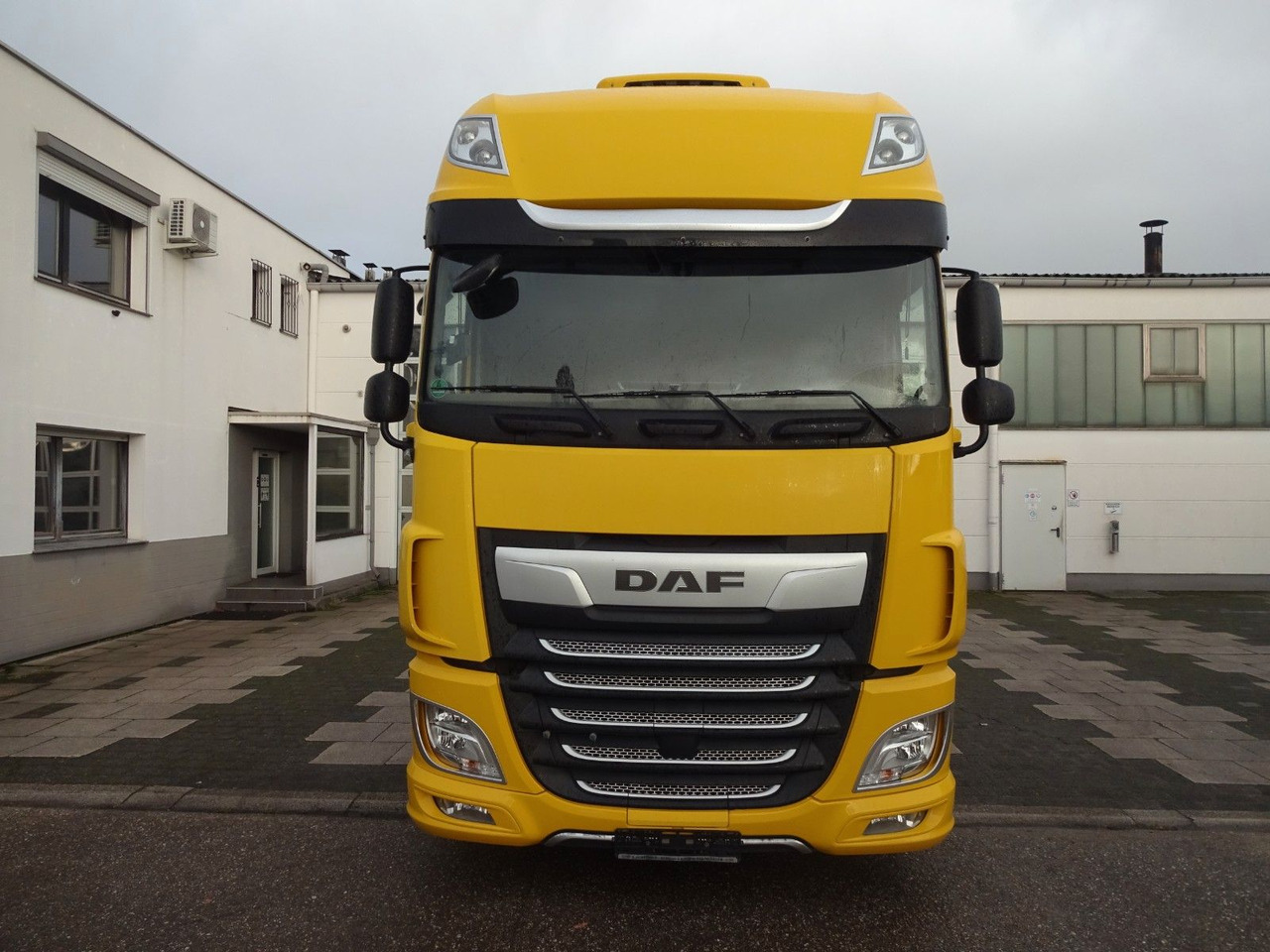 DAF XF 480, Jumbo BDF, SSC, Standklima, Intarder - Camión portacontenedore/ Intercambiable: foto 2 DAF XF 480, Jumbo BDF, SSC, Standklima, Intarder - Camión portacontenedore/ Intercambiable: foto 2
