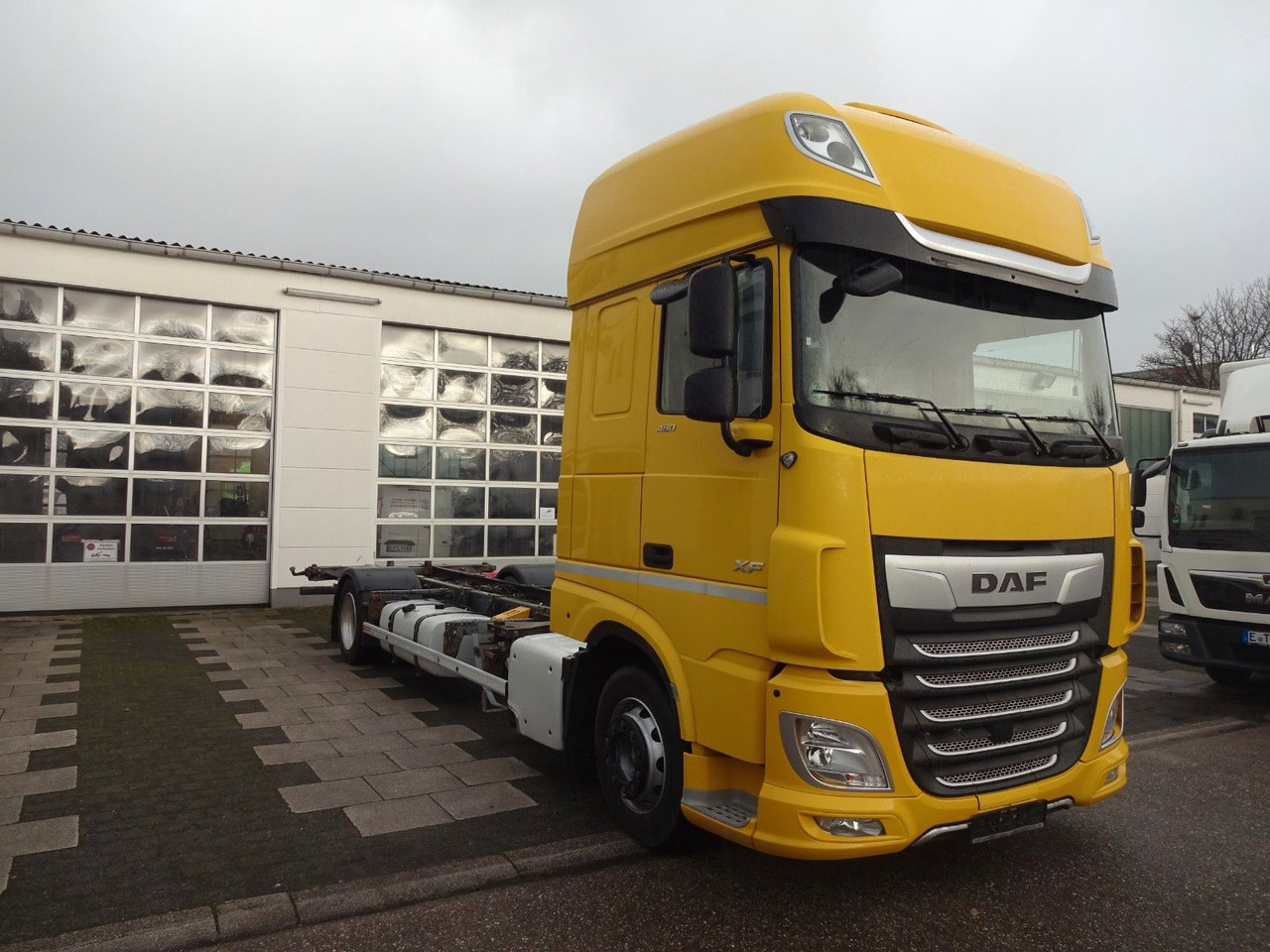 DAF XF 480, Jumbo BDF, SSC, Standklima, Intarder - Camión portacontenedore/ Intercambiable: foto 1 DAF XF 480, Jumbo BDF, SSC, Standklima, Intarder - Camión portacontenedore/ Intercambiable: foto 1