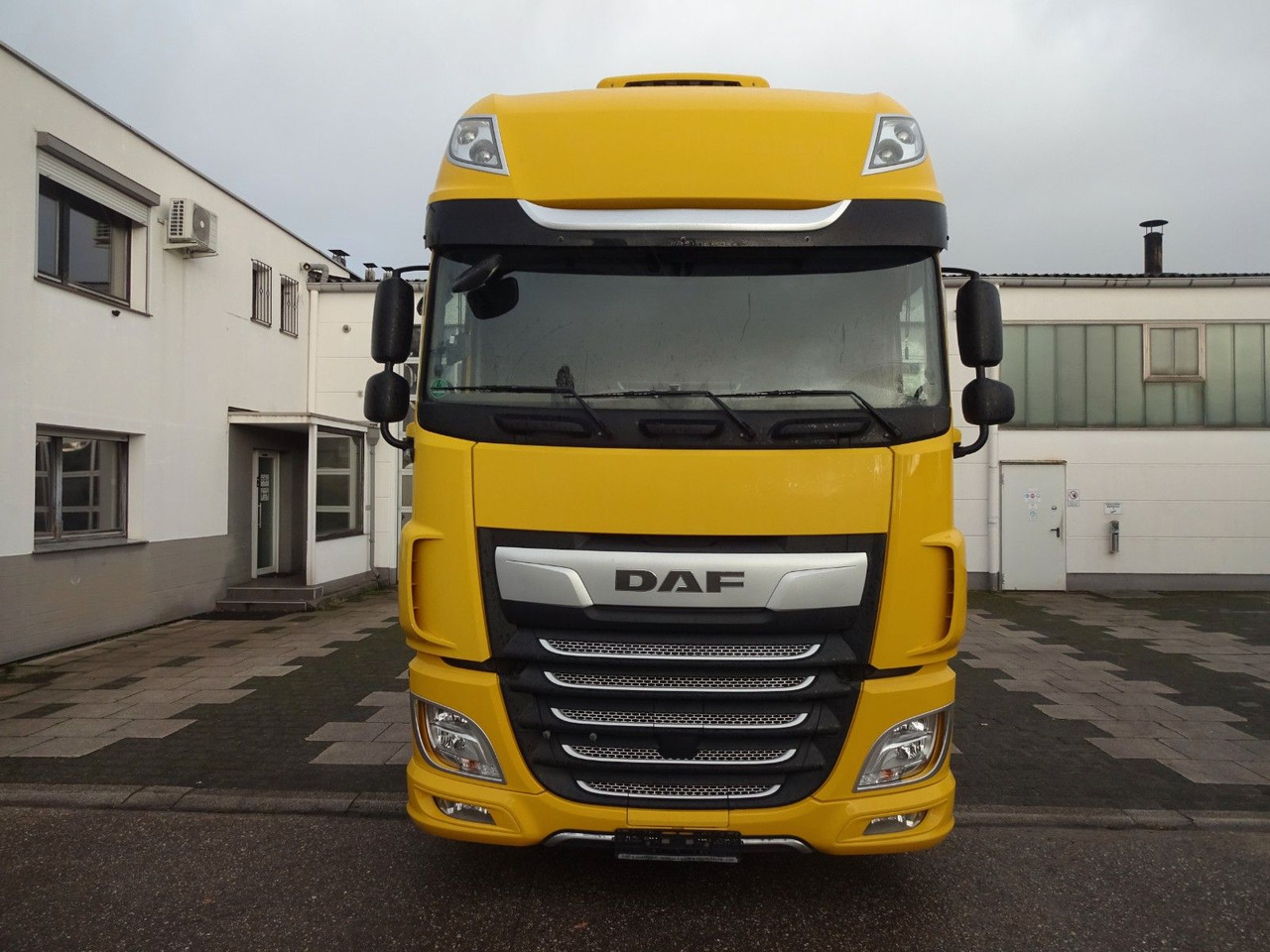 DAF XF 480, Jumbo BDF, SSC, Standklima, Intarder - Camión portacontenedore/ Intercambiable: foto 2 DAF XF 480, Jumbo BDF, SSC, Standklima, Intarder - Camión portacontenedore/ Intercambiable: foto 2