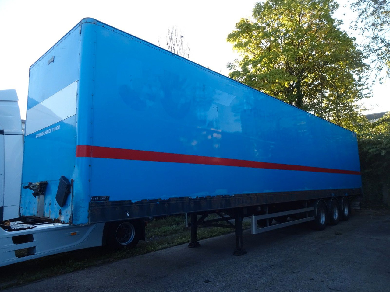 Kel-Berg 3 x Koffer, Doppelstock mit Balken - Semirremolque caja cerrada: foto 3 Kel-Berg 3 x Koffer, Doppelstock mit Balken - Semirremolque caja cerrada: foto 3