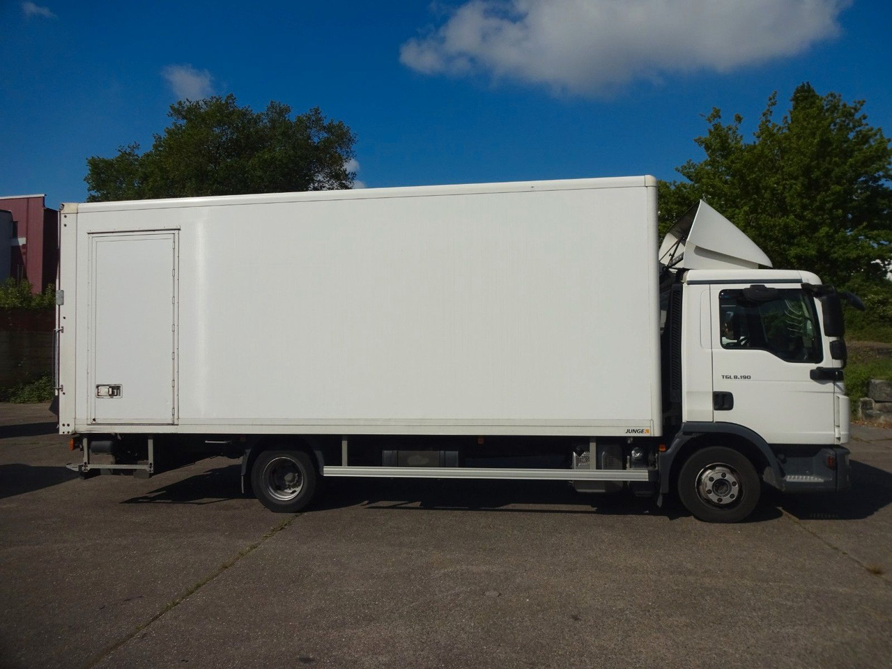MAN TGL 8.190, LBW, Luft, Tempomat, Standheizung - Furgoneta caja cerrada: foto 4 MAN TGL 8.190, LBW, Luft, Tempomat, Standheizung - Furgoneta caja cerrada: foto 4