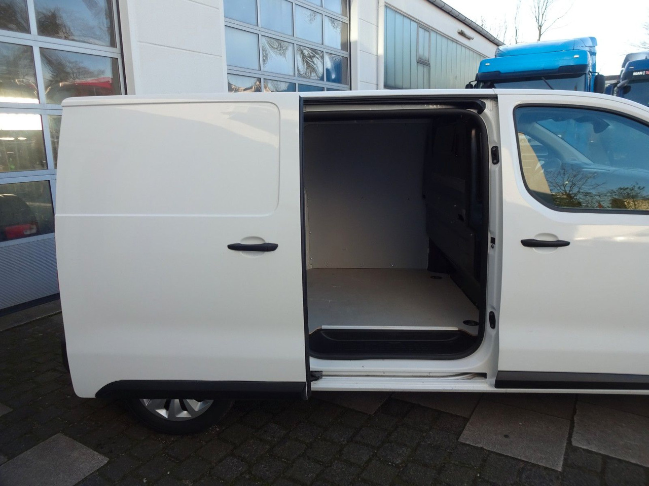 Leasing de  Opel 50 x Vivaro Kasten L1H1, Klima, PDC, Opel 50 x Vivaro Kasten L1H1, Klima, PDC,: foto 9