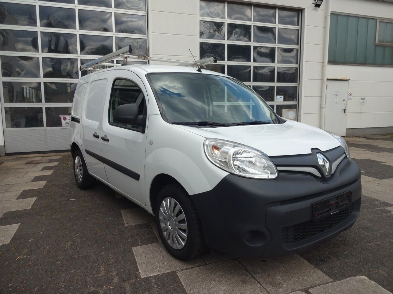 Renault Kangoo Rapid Extra, L1H1, Klima, Sortimo - Furgoneta de pasajeros: foto 1 Renault Kangoo Rapid Extra, L1H1, Klima, Sortimo - Furgoneta de pasajeros: foto 1