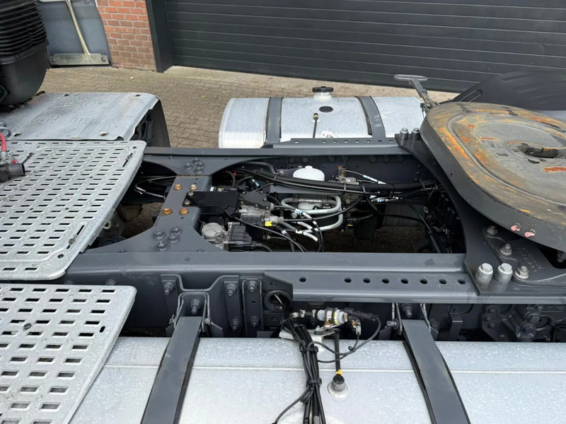 Cabeza tractora DAF XF 480 SSC Super Space 2x tank LED 345.063KM! NL Truck: foto 19 Cabeza tractora DAF XF 480 SSC Super Space 2x tank LED 345.063KM! NL Truck: foto 19