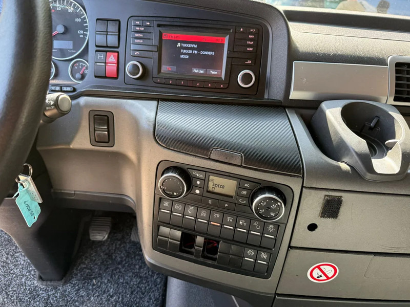 MAN TGX 26.440 6X2 voorloopas NL Truck APK 08/2025 - Cabeza tractora: foto 5 MAN TGX 26.440 6X2 voorloopas NL Truck APK 08/2025 - Cabeza tractora: foto 5