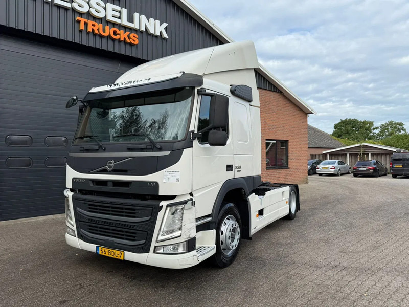 Volvo FM 330 Slaapcabine Side skirts NL Truck APK/TUV 05-2026 - Cabeza tractora: foto 1 Volvo FM 330 Slaapcabine Side skirts NL Truck APK/TUV 05-2026 - Cabeza tractora: foto 1