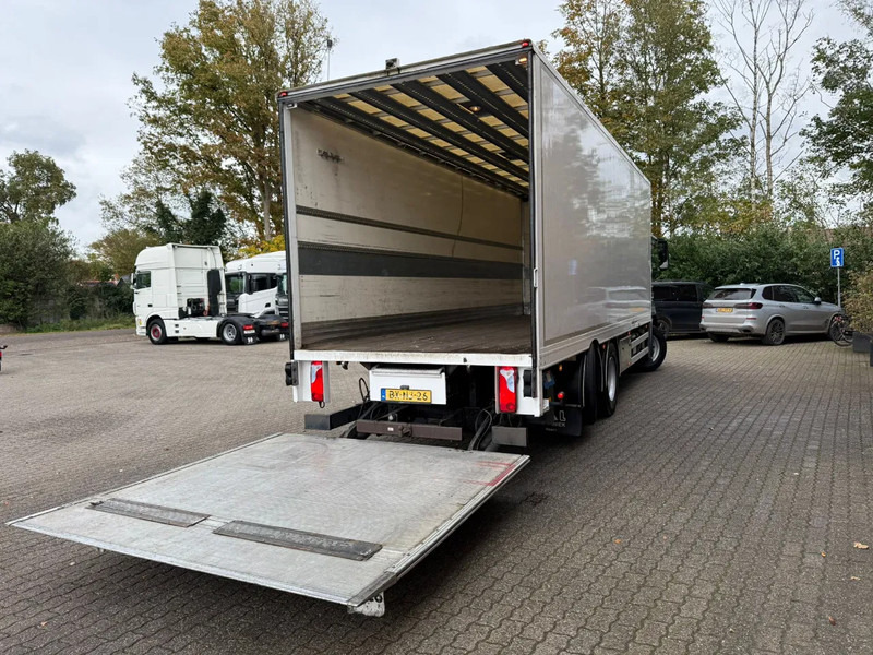 MAN TGS 26.320 Koffer Stuuras AHK 2500KG LBW 580.347KM! NL Truck - Camión caja cerrada: foto 4 MAN TGS 26.320 Koffer Stuuras AHK 2500KG LBW 580.347KM! NL Truck - Camión caja cerrada: foto 4
