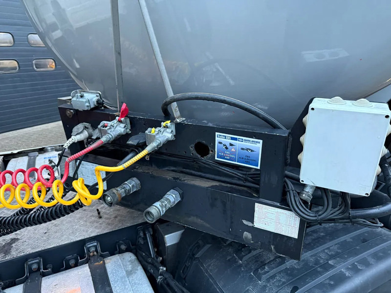 Semirremolque cisterna Vogelzang 36.5m3 RVS Mestoplegger Geijkte weging Bemonstering 2x Stuuras: foto 19 Semirremolque cisterna Vogelzang 36.5m3 RVS Mestoplegger Geijkte weging Bemonstering 2x Stuuras: foto 19