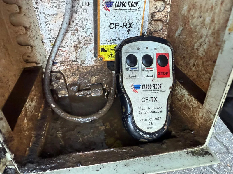 Semirremolque piso movil kraker 92m3 Cargo floor 5 year old! Liftas Afstandsbediening APK/TUV 18-09-2026: foto 14