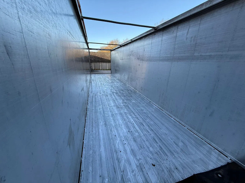 Semirremolque piso movil kraker 92m3 Cargo floor 5 year old! Liftas Afstandsbediening APK/TUV 18-09-2026: foto 8