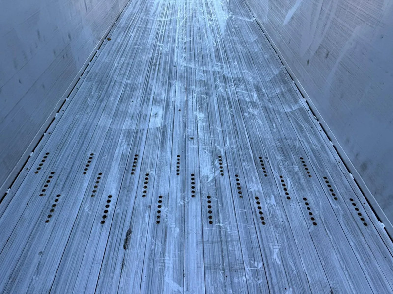 Semirremolque piso movil kraker 92m3 Cargo floor 5 year old! Liftas Afstandsbediening APK/TUV 18-09-2026: foto 7