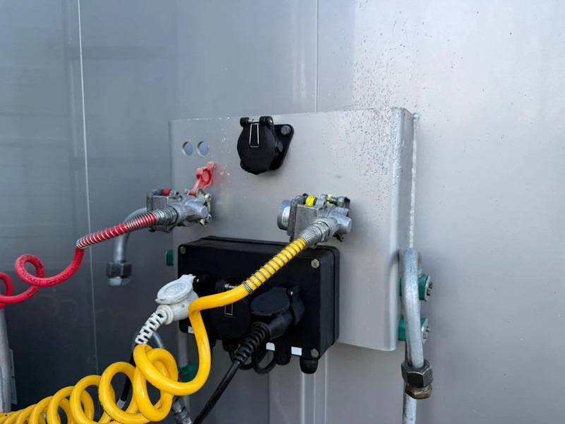 Semirremolque piso movil kraker 92m3 Cargo floor 5 year old! Liftas Afstandsbediening APK/TUV 18-09-2026: foto 18