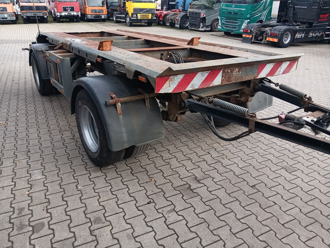 Meiller MEILLER HKM A18AbsetzContainer BPW TÜV Reifen70% - Remolque multilift/ Portacontenedores de cadenas: foto 3 Meiller MEILLER HKM A18AbsetzContainer BPW TÜV Reifen70% - Remolque multilift/ Portacontenedores de cadenas: foto 3