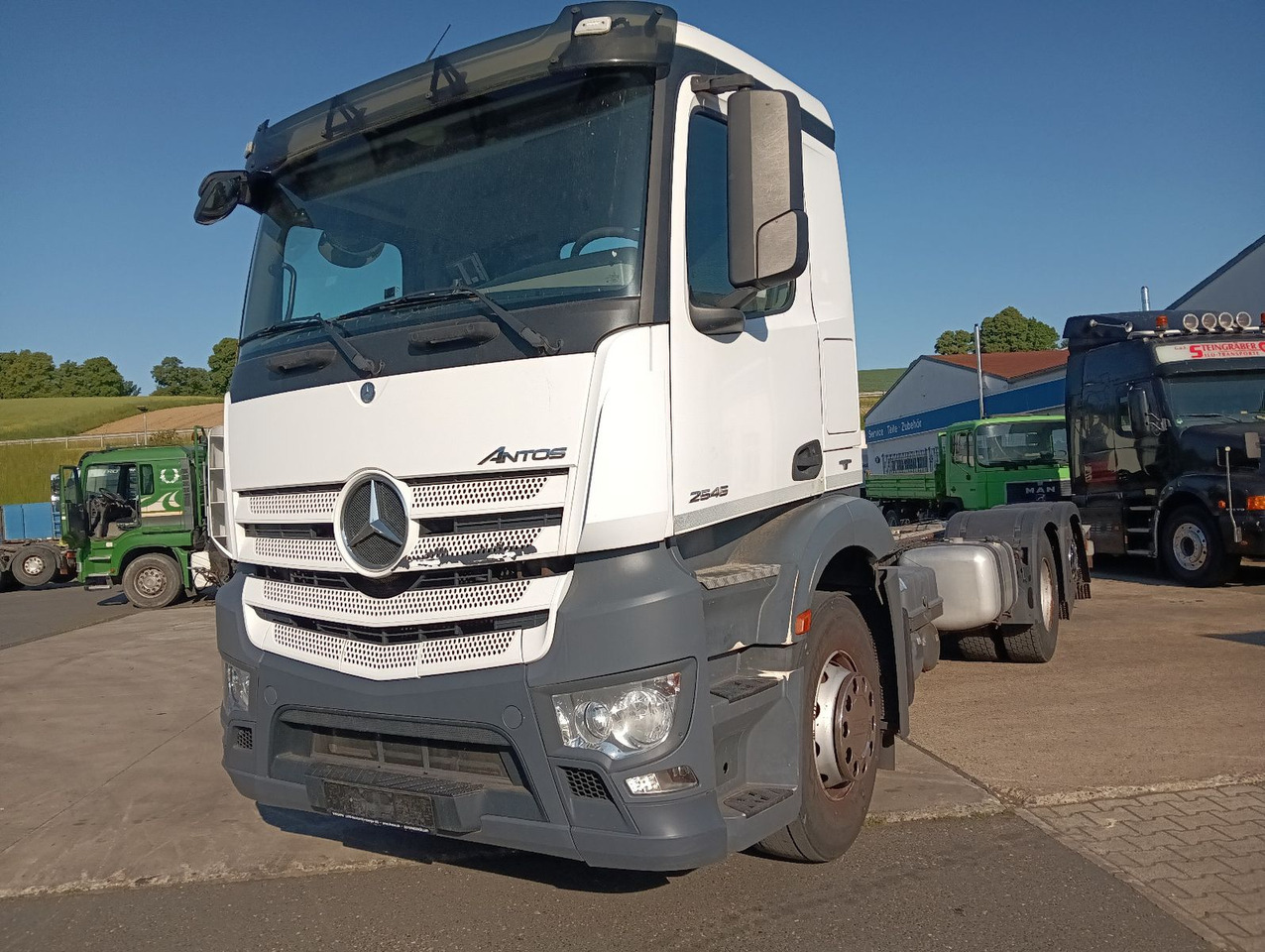 Mercedes-Benz ANTOS 2545 6x2 Lenkachse Luft/Luft PTO AHK - Camión chasis: foto 1 Mercedes-Benz ANTOS 2545 6x2 Lenkachse Luft/Luft PTO AHK - Camión chasis: foto 1