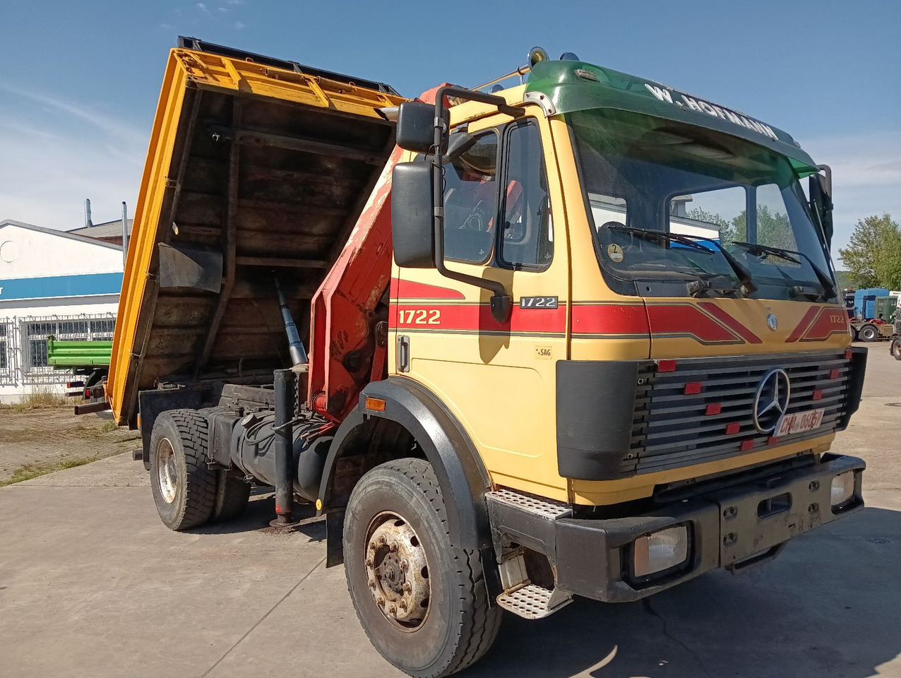 Mercedes-Benz SK 1722 AK 4x4 Blatt Schalter PalfingerPK10500A4 - Camión volquete, Camión grúa: foto 1 Mercedes-Benz SK 1722 AK 4x4 Blatt Schalter PalfingerPK10500A4 - Camión volquete, Camión grúa: foto 1