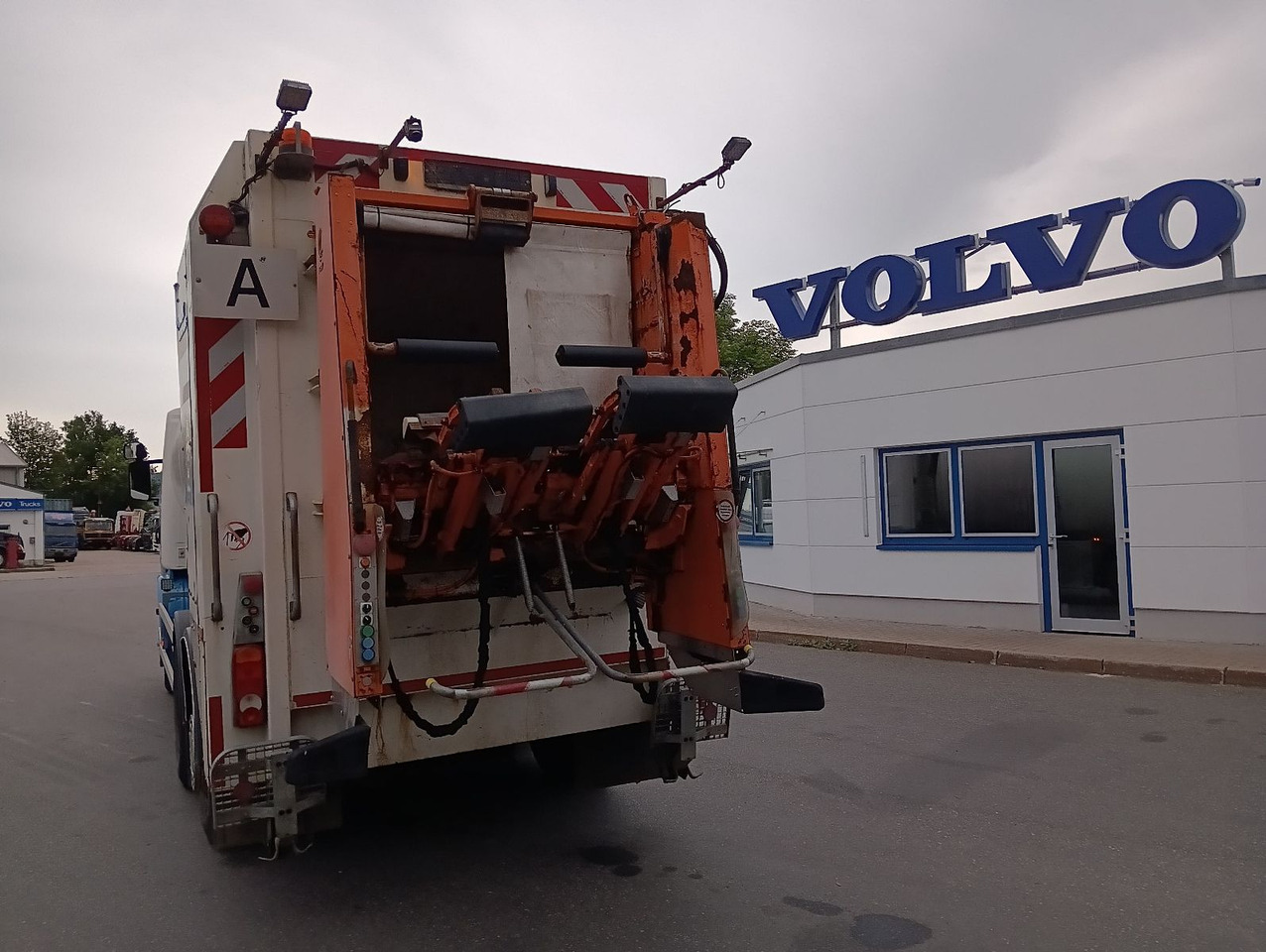 Camión de basura Scania G360 6x2 RETARDER FAUN ROTOPRESS 521L Zöller 230: foto 9
