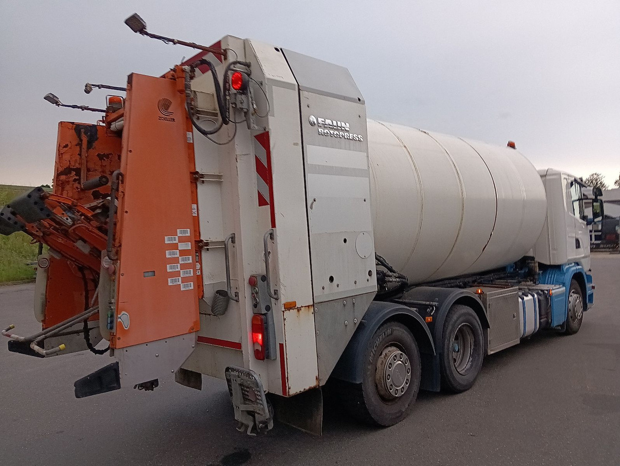 Camión de basura Scania G360 6x2 RETARDER FAUN ROTOPRESS 521L Zöller 230: foto 12