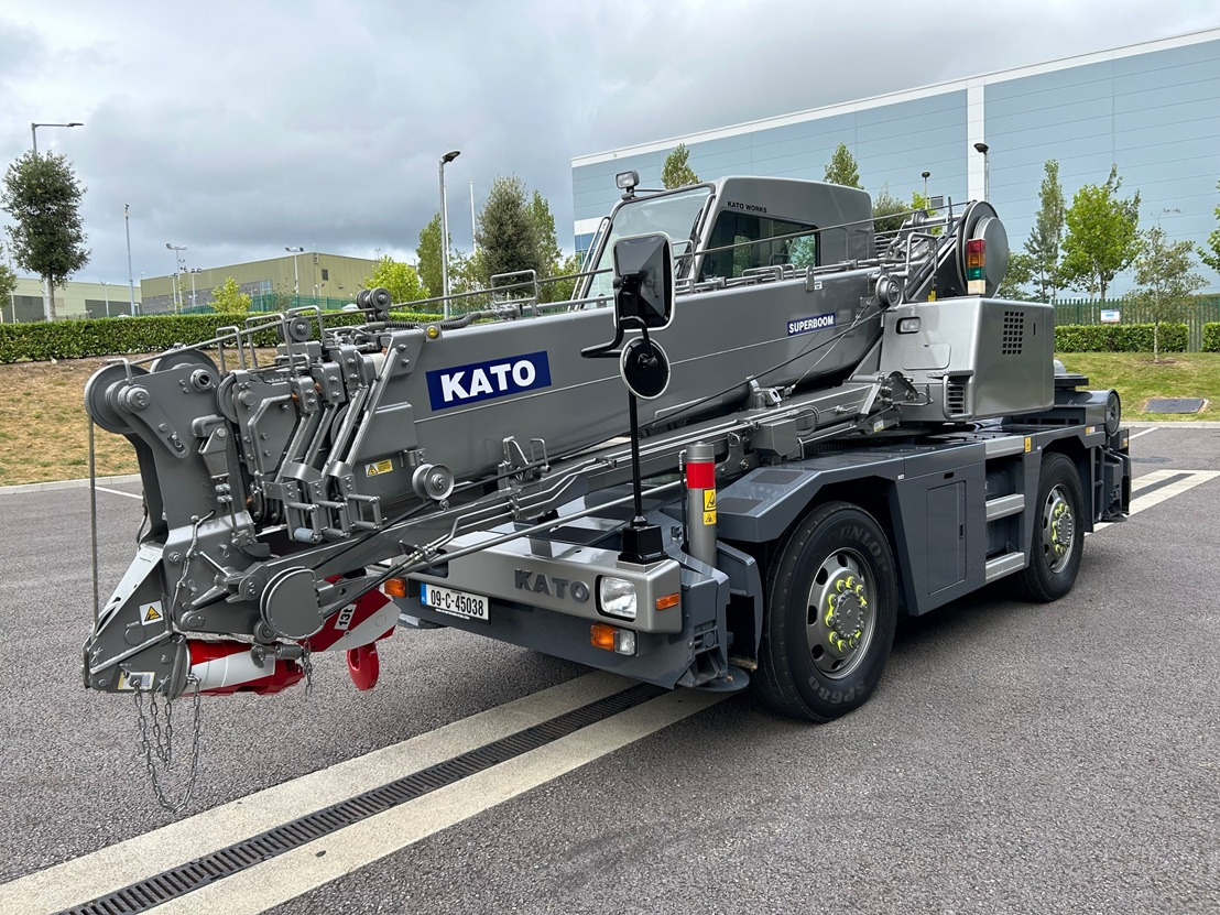 Autogrúa KATO 13 Ton City Crane - Excellent Condition: foto 8 Autogrúa KATO 13 Ton City Crane - Excellent Condition: foto 8