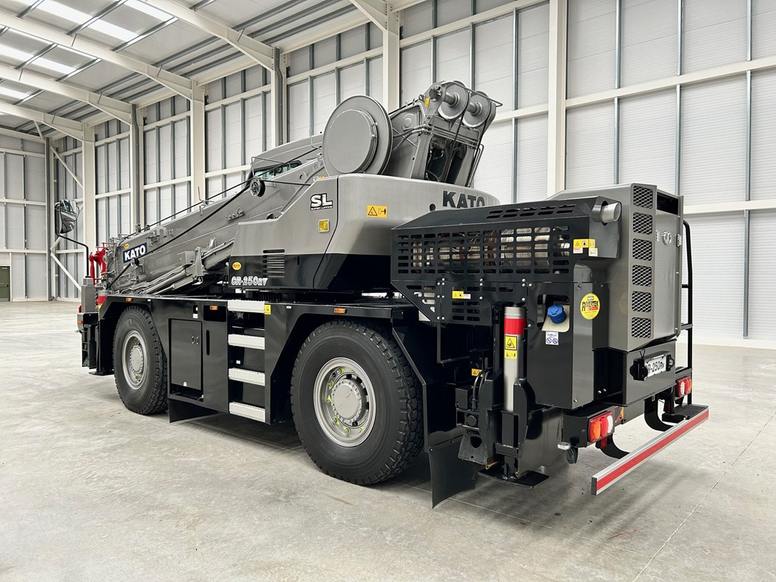 KATO CR-250Rv , 25 Ton City Crane with Only 1,991 hours - Autogrúa: foto 4 KATO CR-250Rv , 25 Ton City Crane with Only 1,991 hours - Autogrúa: foto 4