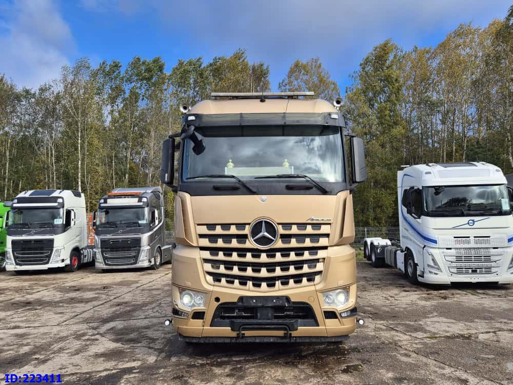 MERCEDES-BENZ Arocs 3763 8x4 Euro6 - Camión chasis: foto 2 MERCEDES-BENZ Arocs 3763 8x4 Euro6 - Camión chasis: foto 2