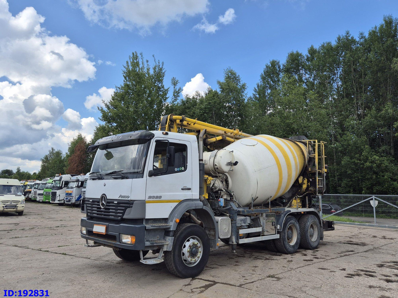 Camión bomba de hormigón MERCEDES-BENZ Atego 2628 6x4 Schwing 17m 9m3: foto 12
