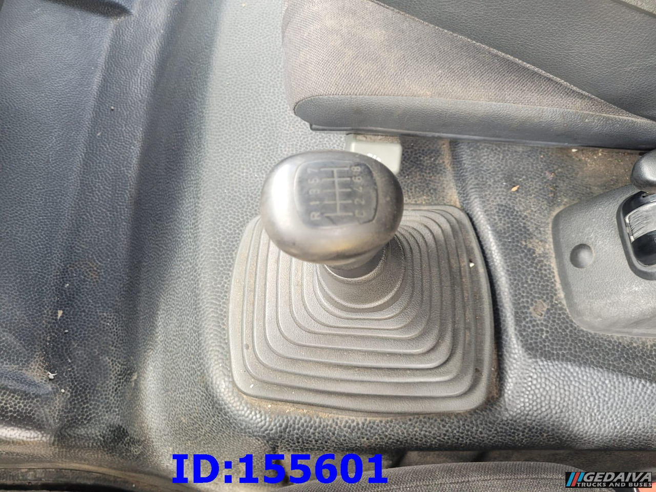 Camión isotérmico MERCEDES-BENZ Axor 1828 Manual: foto 18