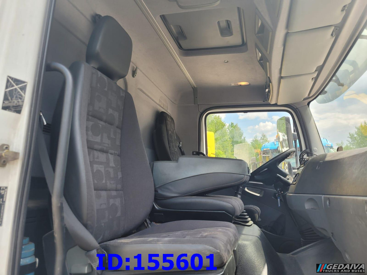 Camión isotérmico MERCEDES-BENZ Axor 1828 Manual: foto 20