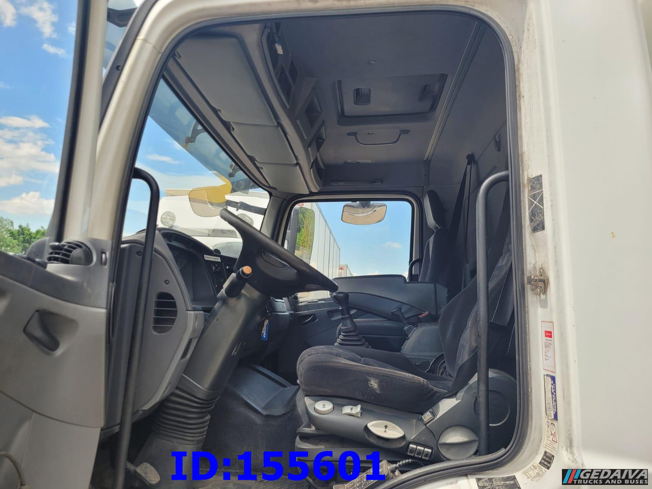 Camión isotérmico MERCEDES-BENZ Axor 1828 Manual: foto 13