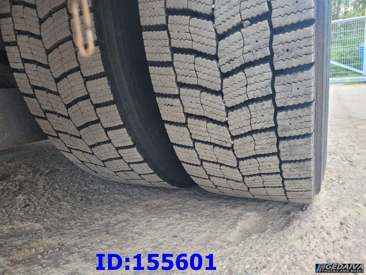 Camión isotérmico MERCEDES-BENZ Axor 1828 Manual: foto 11