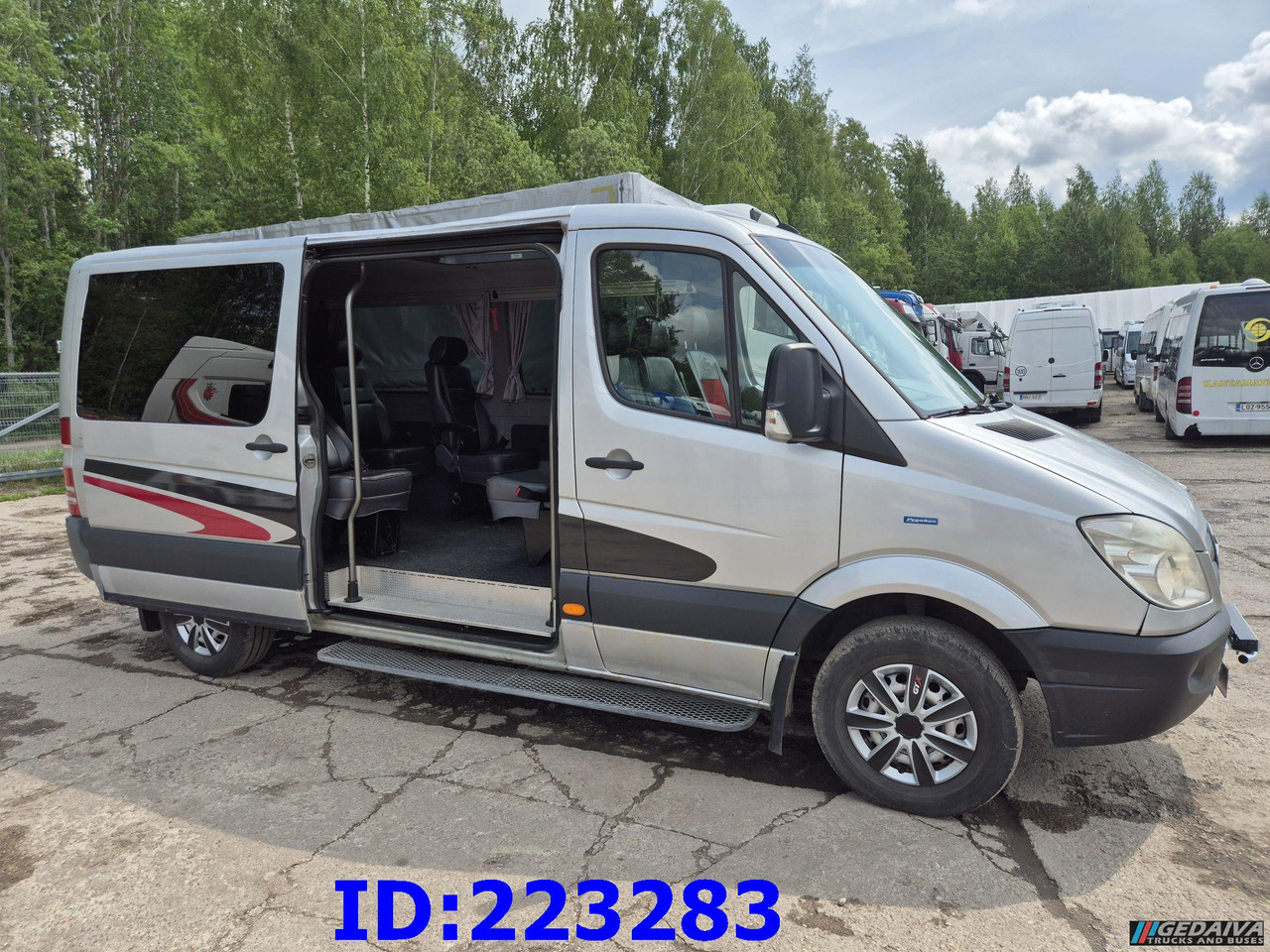 MERCEDES-BENZ Sprinter 313 - Kasten VIP -Euro5 - Autocar: foto 3 MERCEDES-BENZ Sprinter 313 - Kasten VIP -Euro5 - Autocar: foto 3