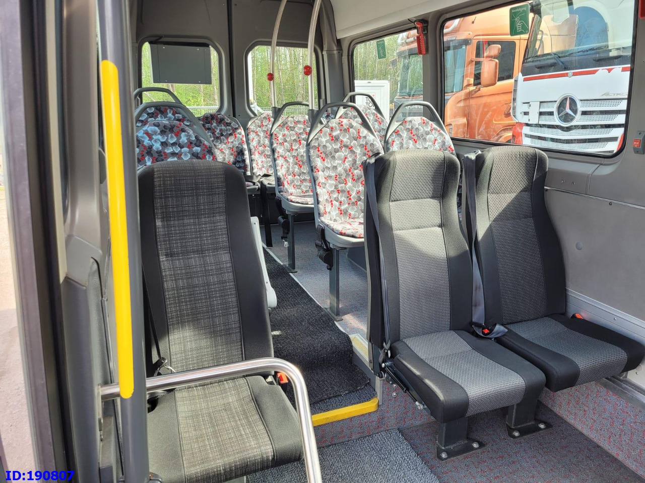 Autobús urbano MERCEDES-BENZ Sprinter 516 City35 Euro5 22 Place: foto 9