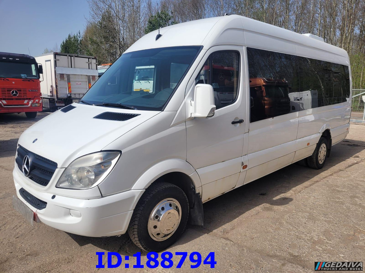 MERCEDES-BENZ Sprinter 518 - Kasten VIP - 20 Seater - Autocar: foto 1 MERCEDES-BENZ Sprinter 518 - Kasten VIP - 20 Seater - Autocar: foto 1