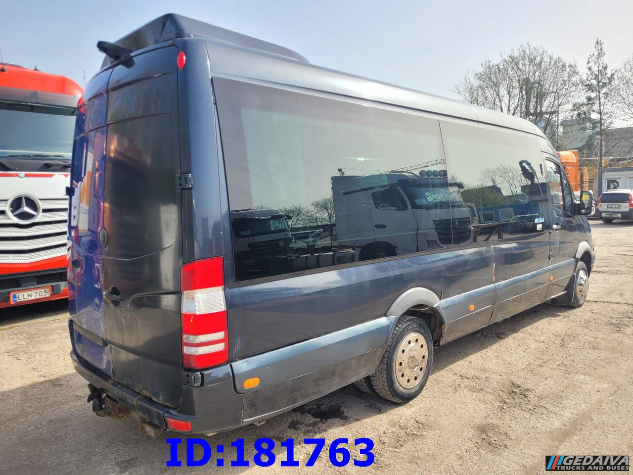 MERCEDES-BENZ Sprinter 518 - VIP - 17 Seater - Autocar: foto 5 MERCEDES-BENZ Sprinter 518 - VIP - 17 Seater - Autocar: foto 5