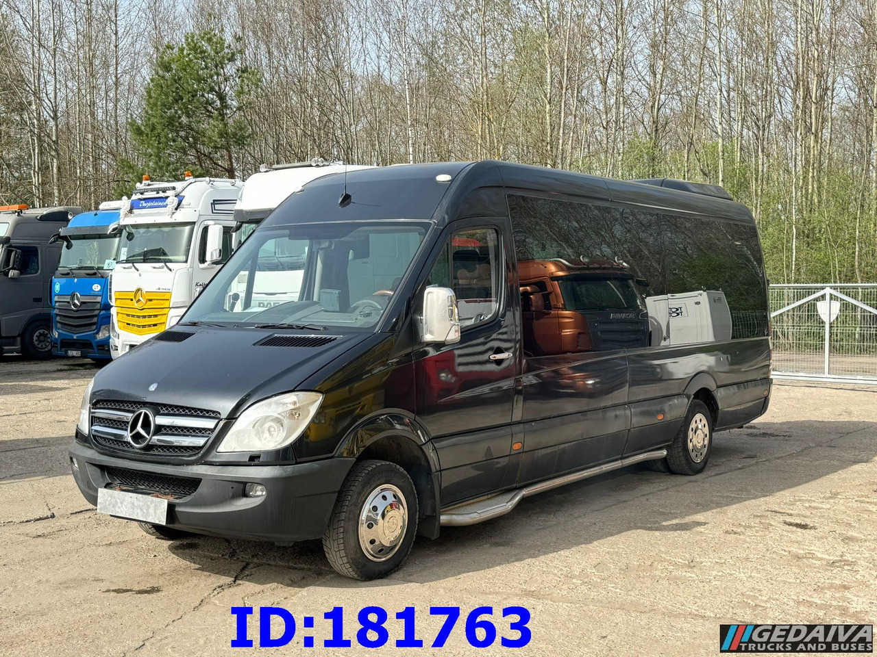 MERCEDES-BENZ Sprinter 518 - VIP - 17 Seater - Autocar: foto 1 MERCEDES-BENZ Sprinter 518 - VIP - 17 Seater - Autocar: foto 1