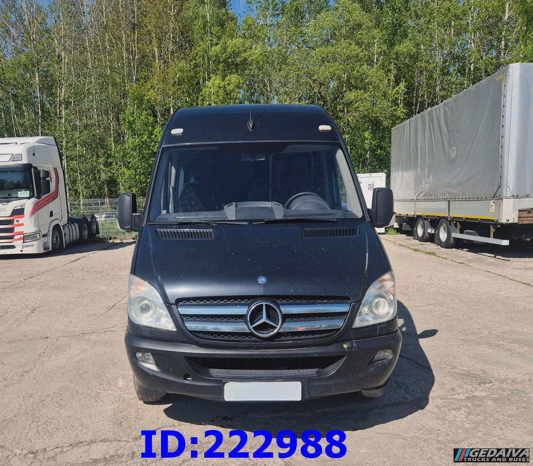 MERCEDES-BENZ Sprinter 519 VIP - 17 Seater - Autocar: foto 2 MERCEDES-BENZ Sprinter 519 VIP - 17 Seater - Autocar: foto 2
