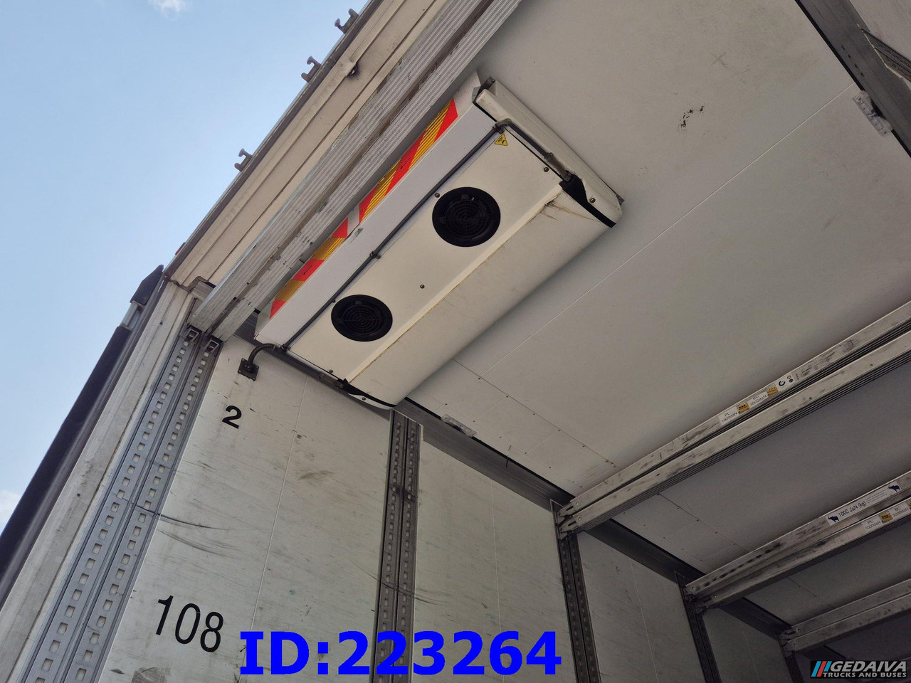 VOLVO FH13 460HP 6x2 Steering axle Euro6 - Camión frigorífico: foto 5 VOLVO FH13 460HP 6x2 Steering axle Euro6 - Camión frigorífico: foto 5