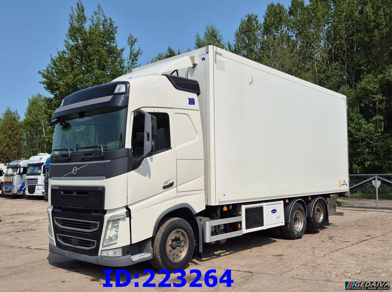 VOLVO FH13 460HP 6x2 Steering axle Euro6 - Camión frigorífico: foto 3 VOLVO FH13 460HP 6x2 Steering axle Euro6 - Camión frigorífico: foto 3