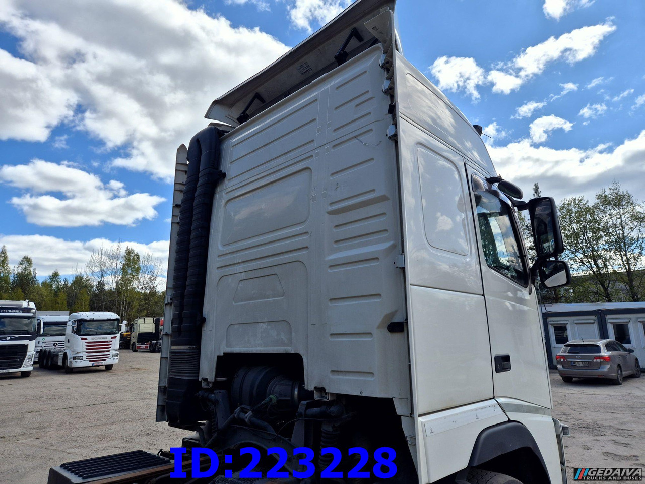 VOLVO FH13 540HP 8X4 Euro5 - Camión chasis: foto 5 VOLVO FH13 540HP 8X4 Euro5 - Camión chasis: foto 5