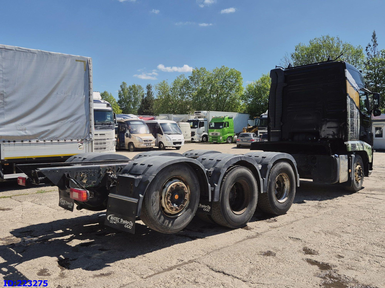 VOLVO FH13 540HP 8X4 (Steering axle) RETARDER - Camión chasis: foto 5 VOLVO FH13 540HP 8X4 (Steering axle) RETARDER - Camión chasis: foto 5