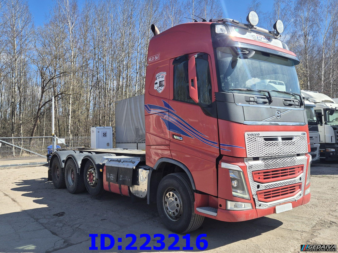 VOLVO FH16 700HP 8X4 Big axle - Camión chasis: foto 4 VOLVO FH16 700HP 8X4 Big axle - Camión chasis: foto 4