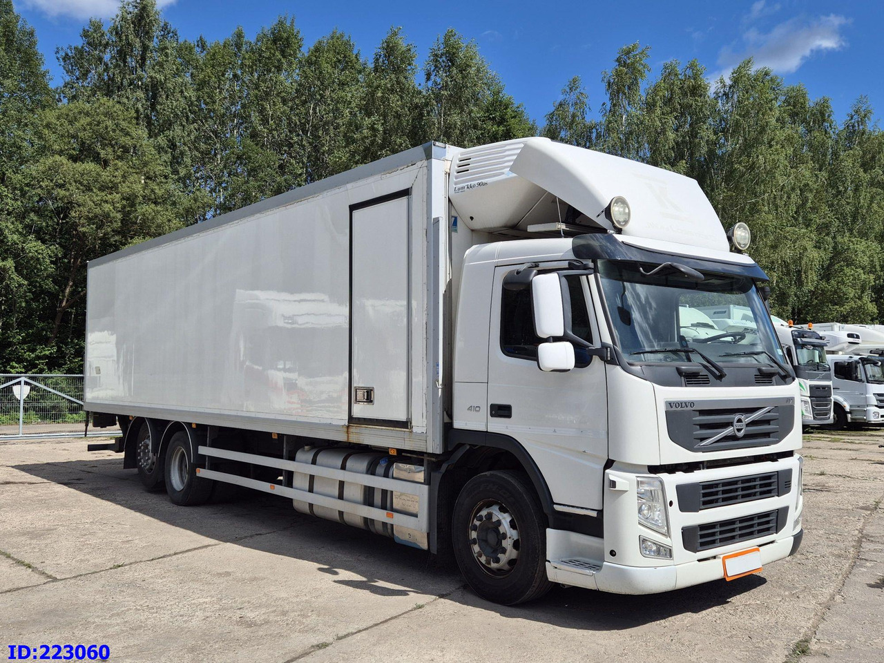 VOLVO FM 410HP - 6X2 - Euro5 -Steering axle - Camión frigorífico: foto 4 VOLVO FM 410HP - 6X2 - Euro5 -Steering axle - Camión frigorífico: foto 4