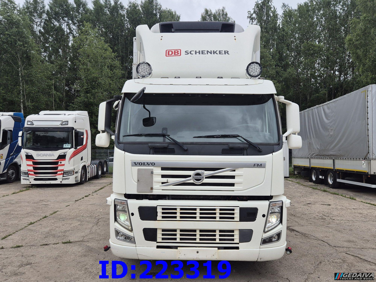 VOLVO FM13 380HP 6x2 Euro5 - Open side box - Camión frigorífico: foto 2 VOLVO FM13 380HP 6x2 Euro5 - Open side box - Camión frigorífico: foto 2
