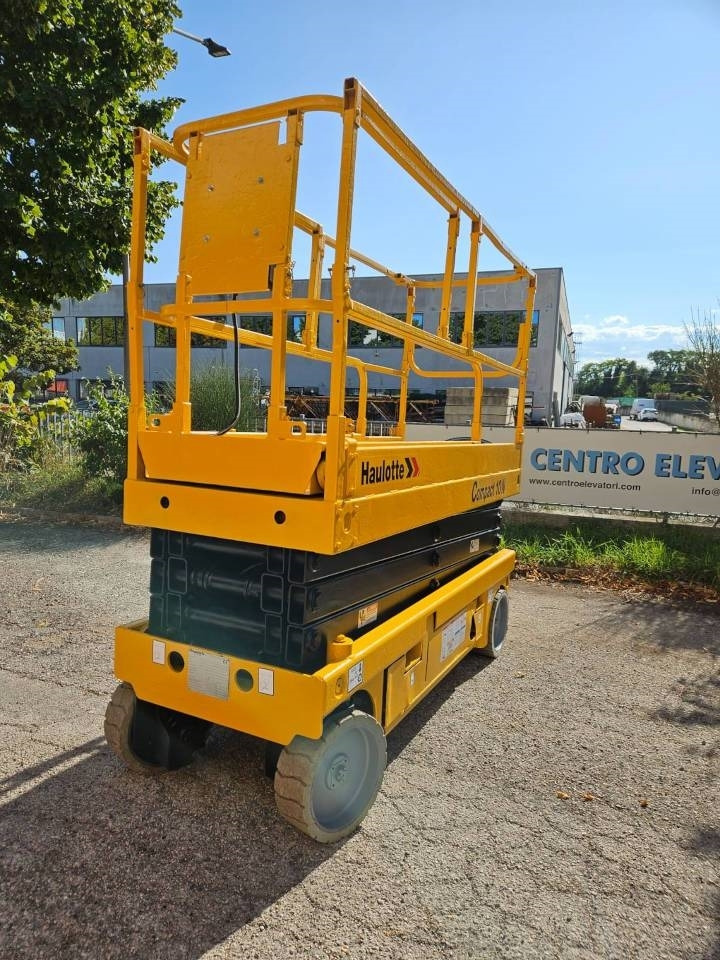 Plataforma de tijeras Haulotte Compact 10 N: foto 17 Plataforma de tijeras Haulotte Compact 10 N: foto 17