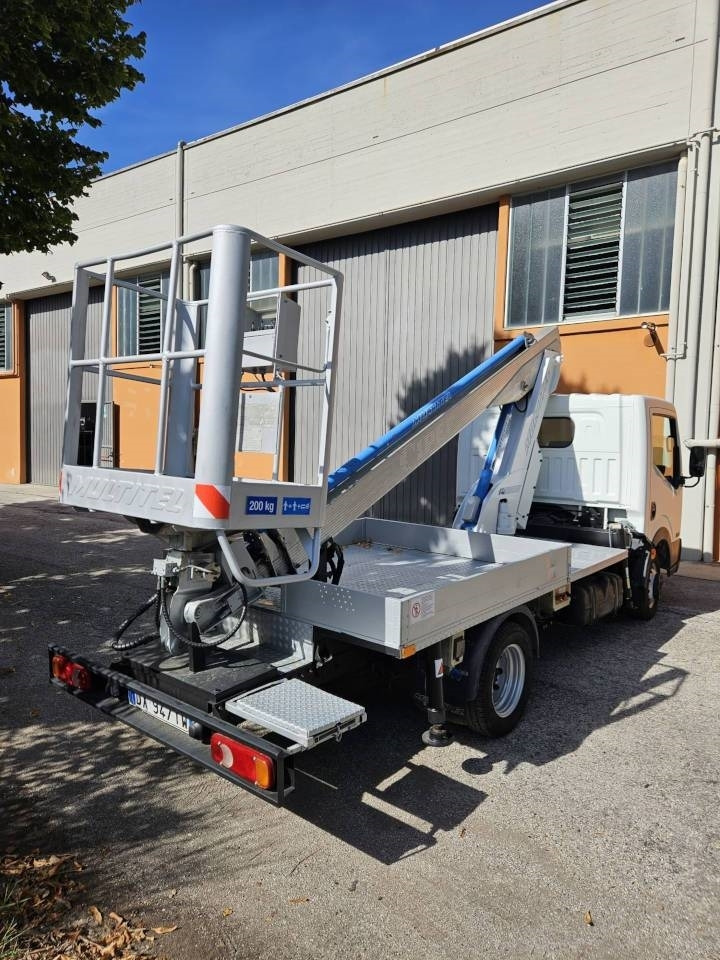 Camión con plataforma elevadora Multitel ALU 145: foto 6