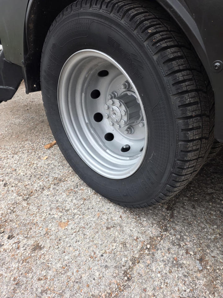 Camión con plataforma elevadora PALFINGER P 200 A: foto 6 Camión con plataforma elevadora PALFINGER P 200 A: foto 6