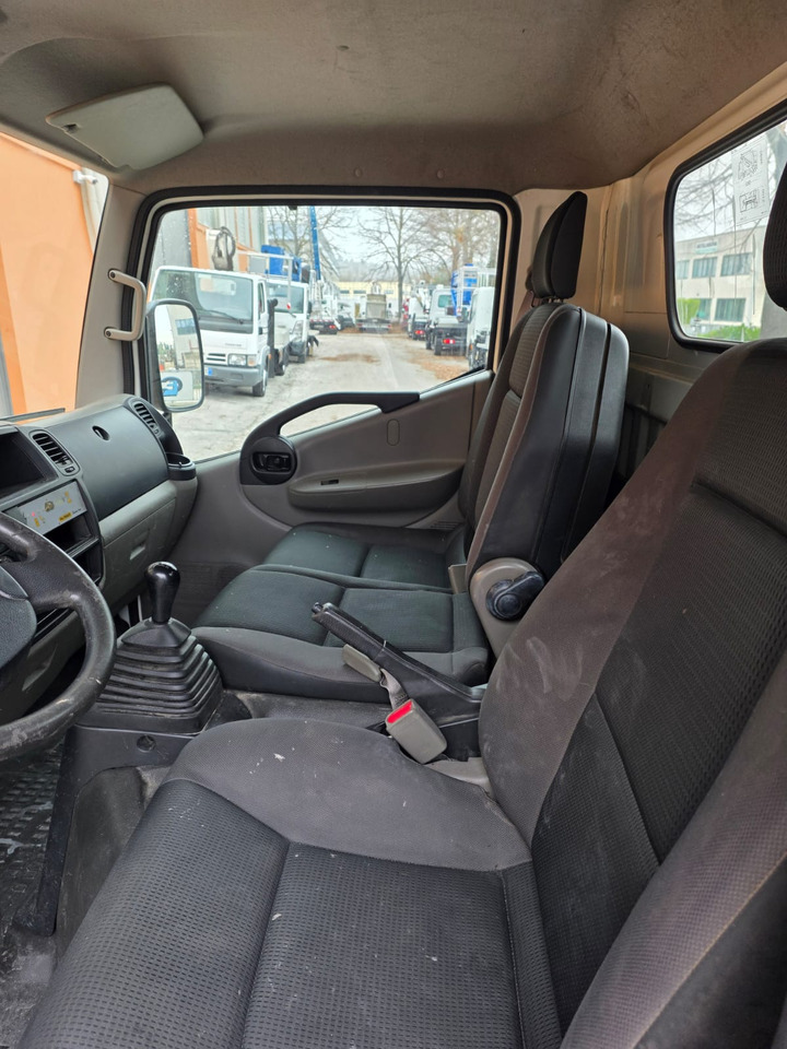 Camión con plataforma elevadora PALFINGER P 200 A: foto 17 Camión con plataforma elevadora PALFINGER P 200 A: foto 17