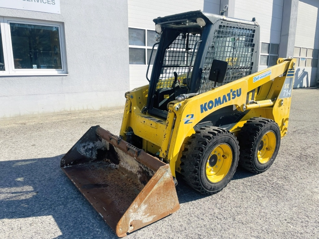 Komatsu SK714 (4077) - Minicargadora: foto 4 Komatsu SK714 (4077) - Minicargadora: foto 4