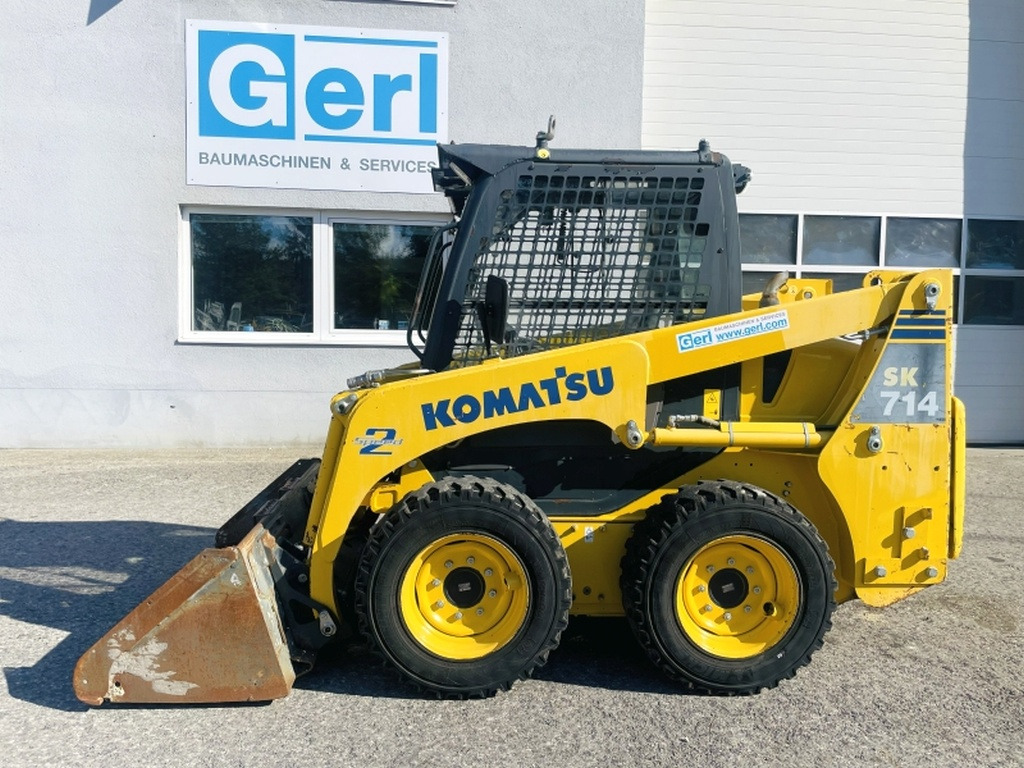 Minicargadora Komatsu SK714 (4077): foto 9